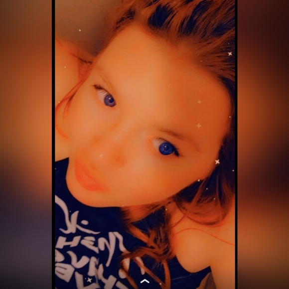 Meet your Posher, Kelley - Picture 1 of 1